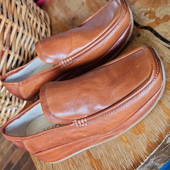 WOSH Leather Tan Loafers 9.5 - Picture 1 of 10